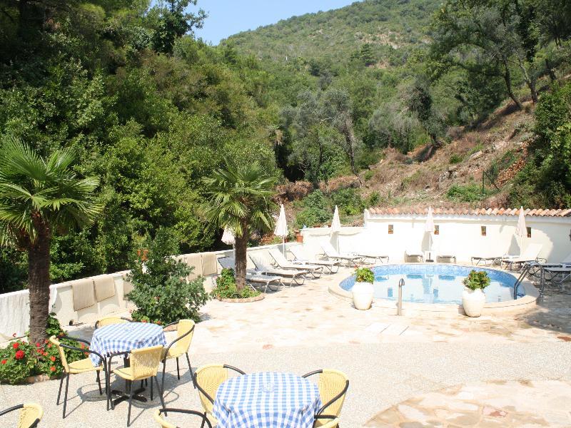 Hotel Danica Petrovac na moru Exterior foto
