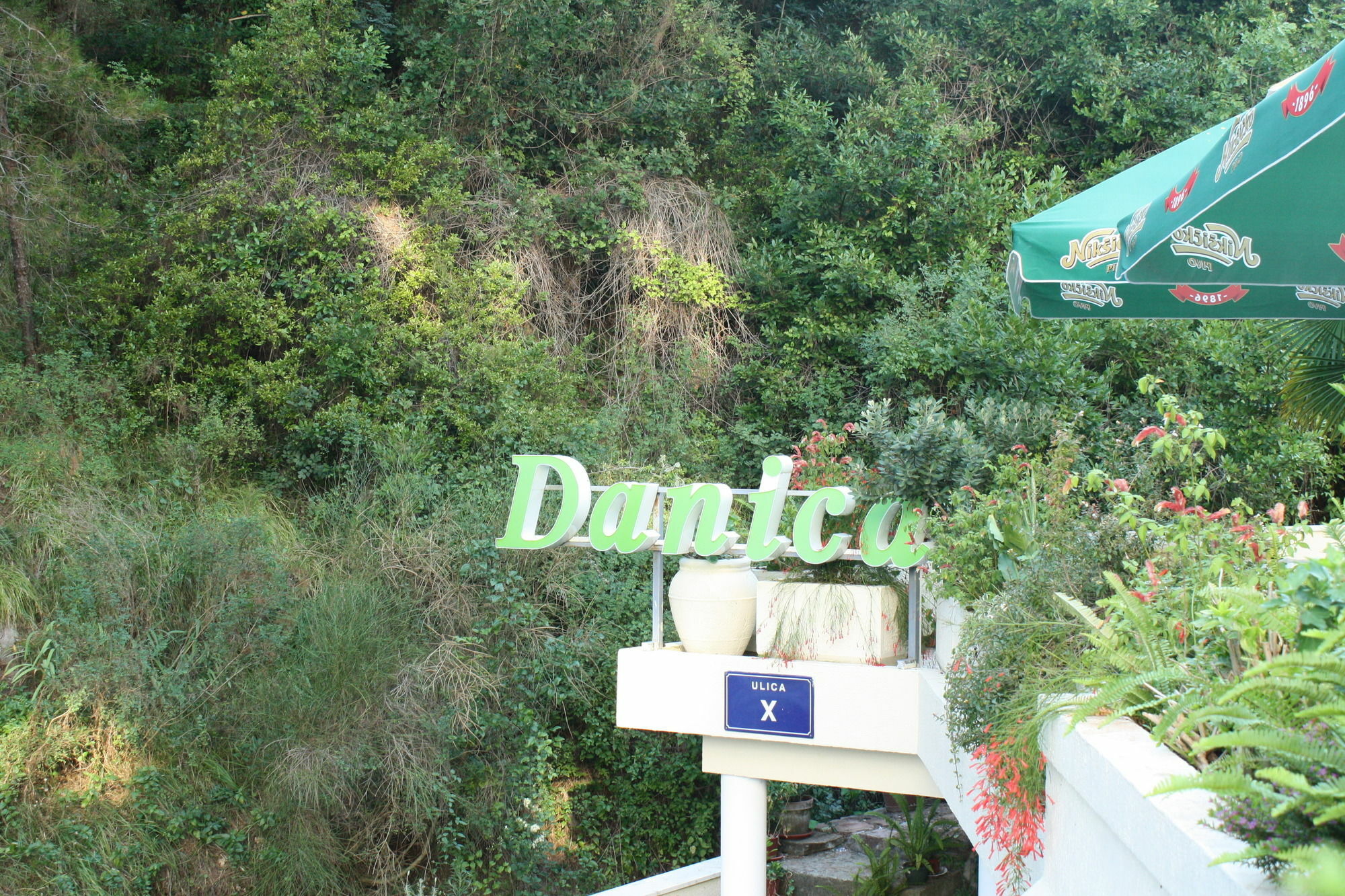 Hotel Danica Petrovac na moru Exterior foto